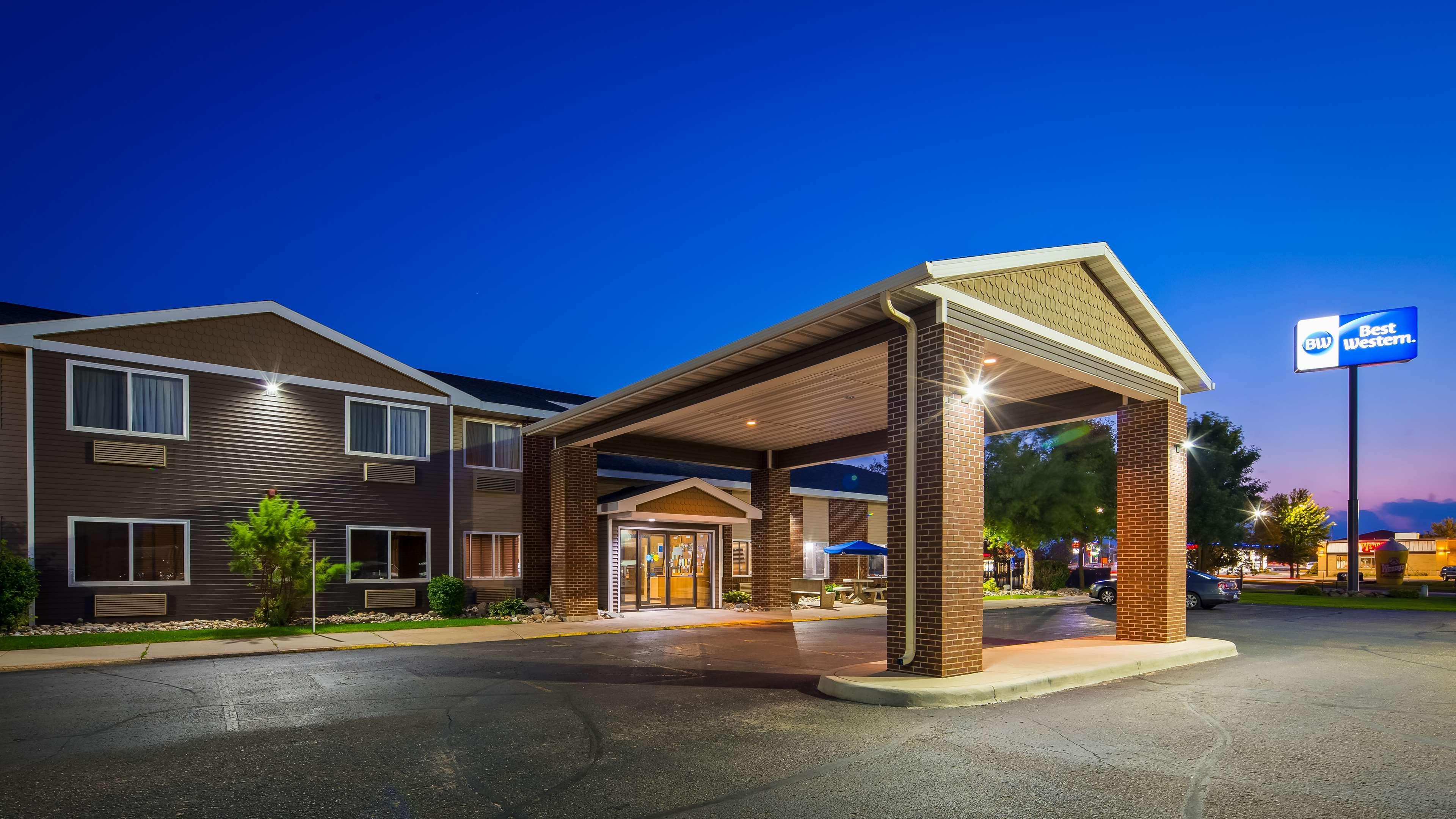 Best Western Alexandria Inn Екстериор снимка