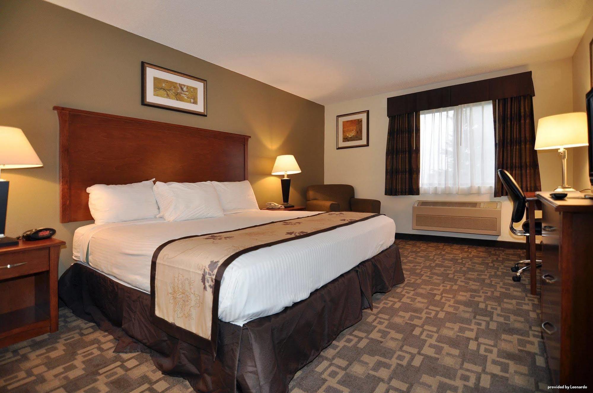 Best Western Alexandria Inn Стая снимка